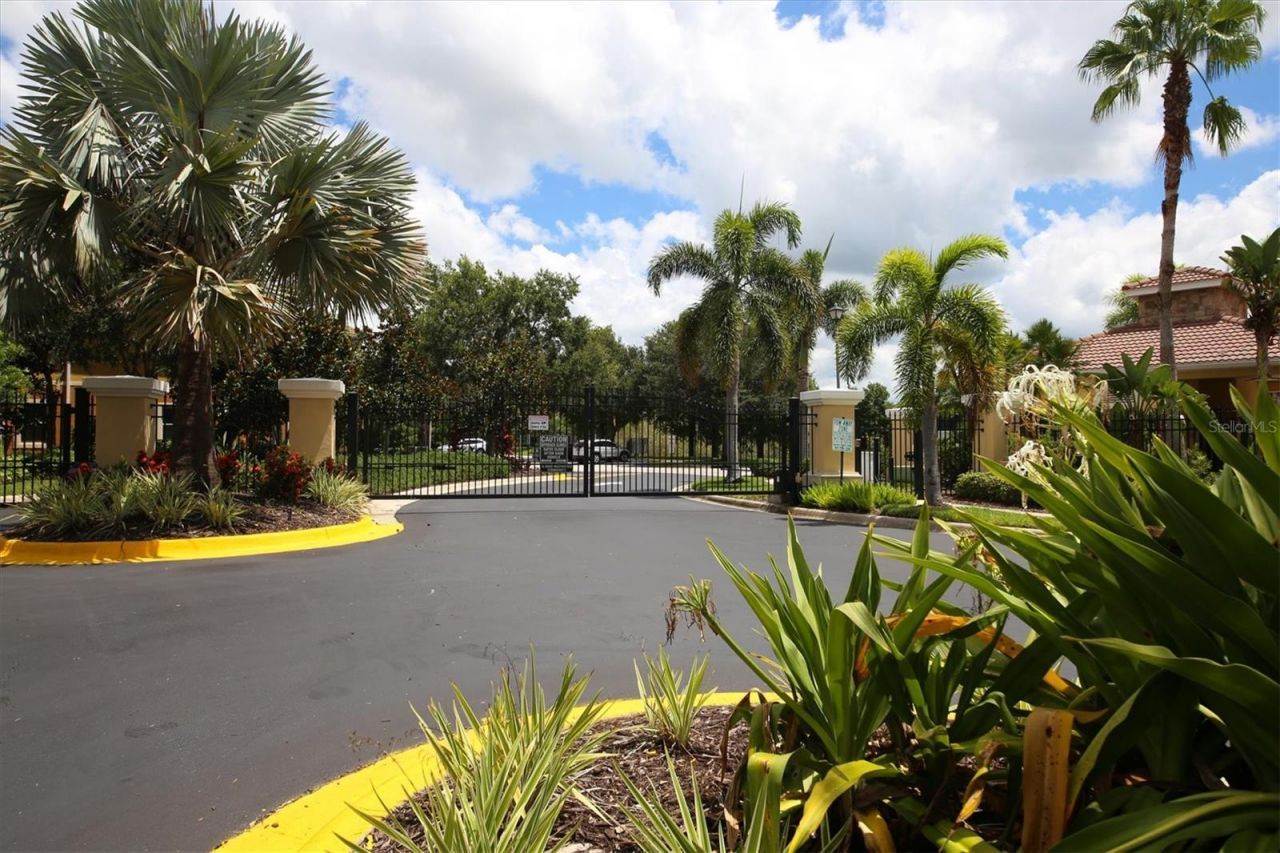 8098 Moonstone Drive, Unit 17-203, Sarasota, FL 34233 Photo