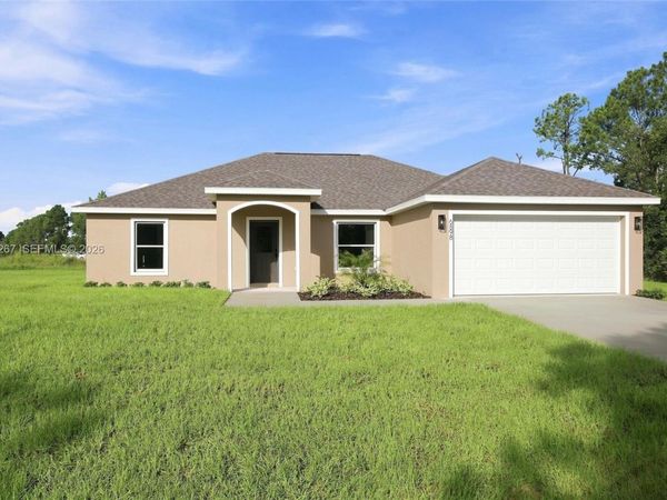 6898 Dickinson Drive, Sebring, FL 33872
