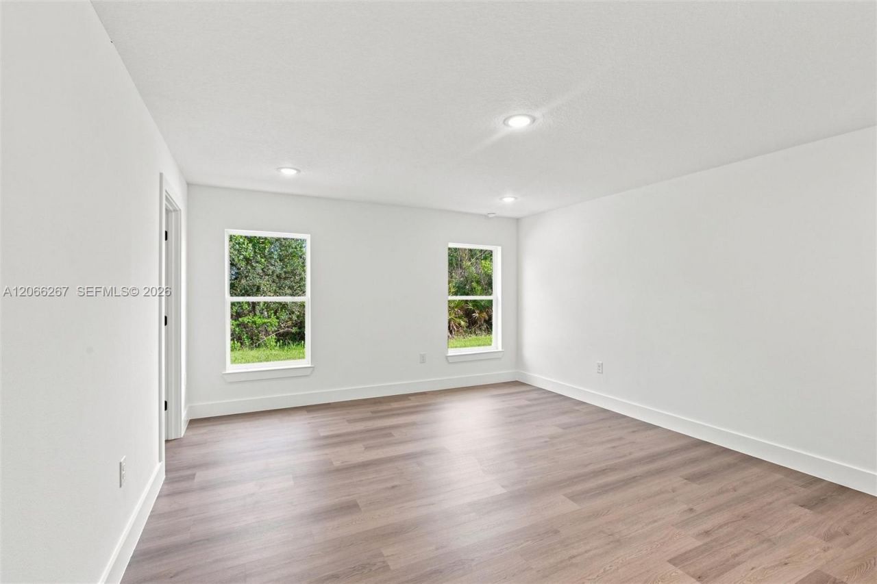 6898 Dickinson Drive, Sebring, FL 33872 Photo