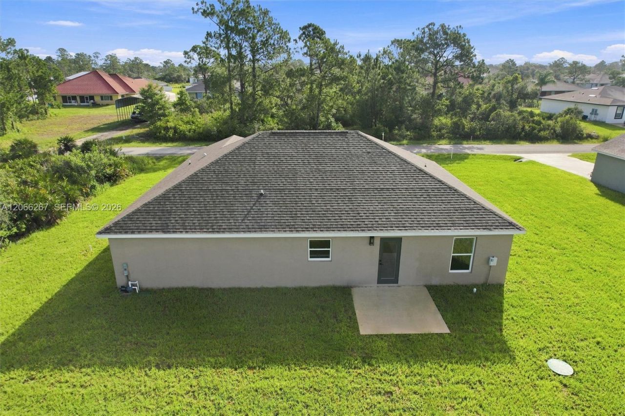 6898 Dickinson Drive, Sebring, FL 33872 Photo