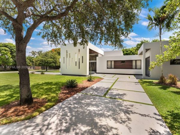 15315 SW 84th Avenue , Palmetto Bay, FL 33157