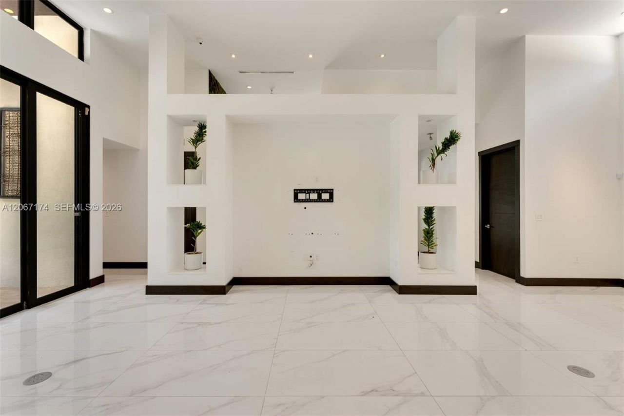15315 SW 84th Avenue , Palmetto Bay, FL 33157 Photo