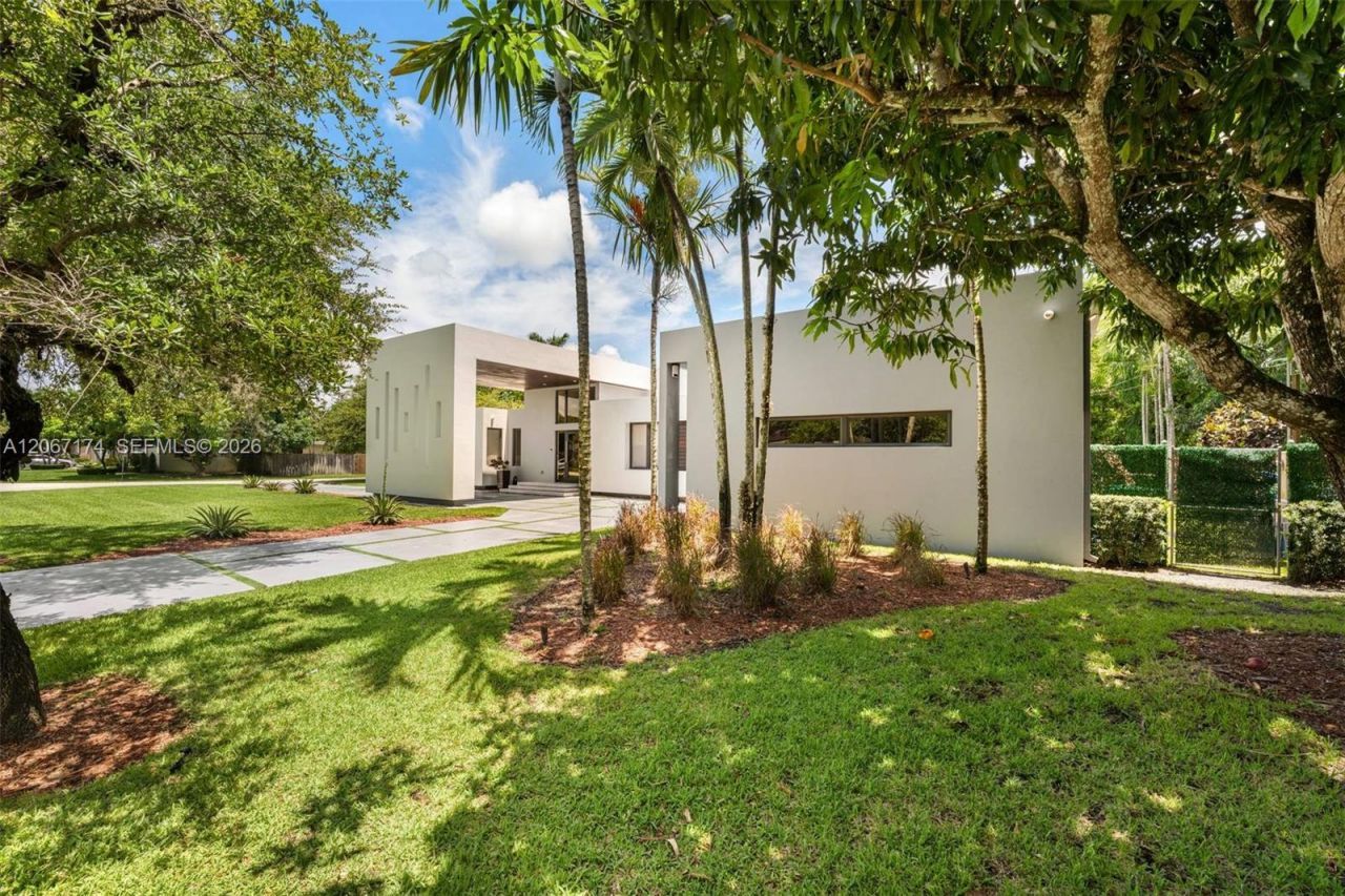 15315 SW 84th Avenue , Palmetto Bay, FL 33157 Photo