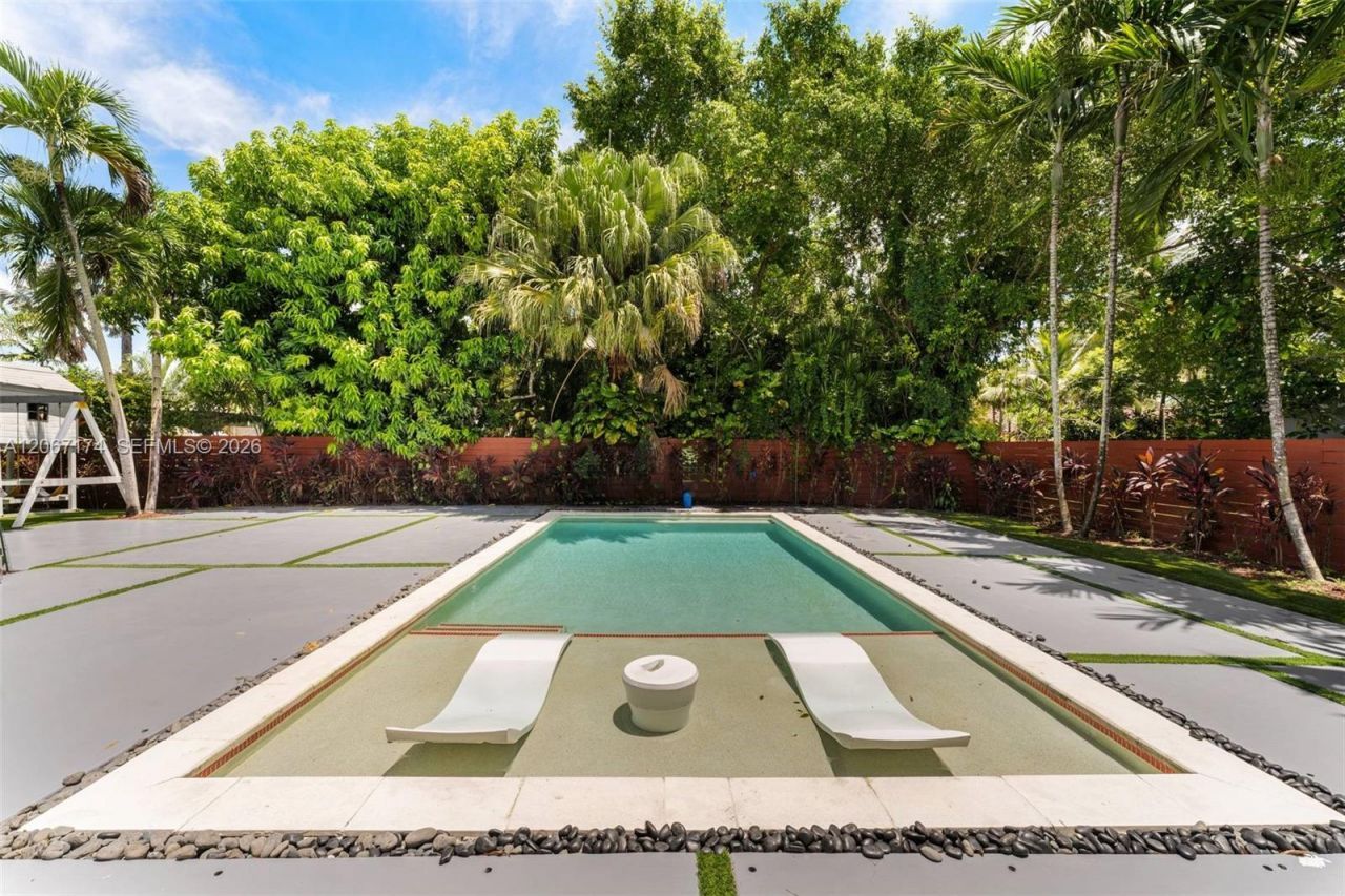 15315 SW 84th Avenue , Palmetto Bay, FL 33157 Photo