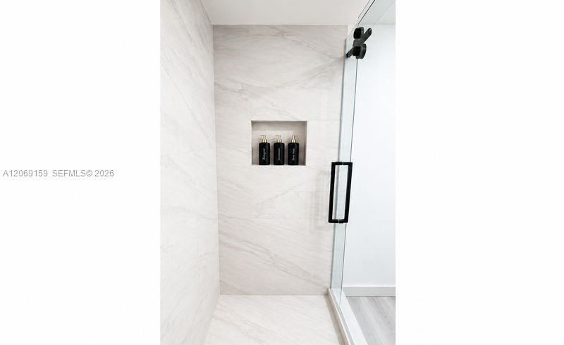 985 SW 10th St, Unit 2, Miami, FL 33130 Photo