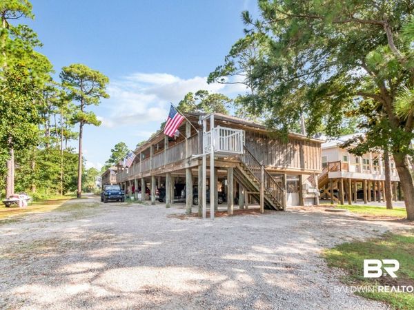 1412 Oleander Ln, Unit APT 4, Dauphin Island, AL 36528