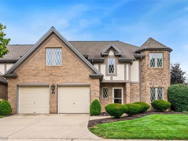 9 Aberdeen Court , Rocky River, OH 44116