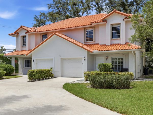 13533 Fountain View Boulevard, Wellington, FL 33414