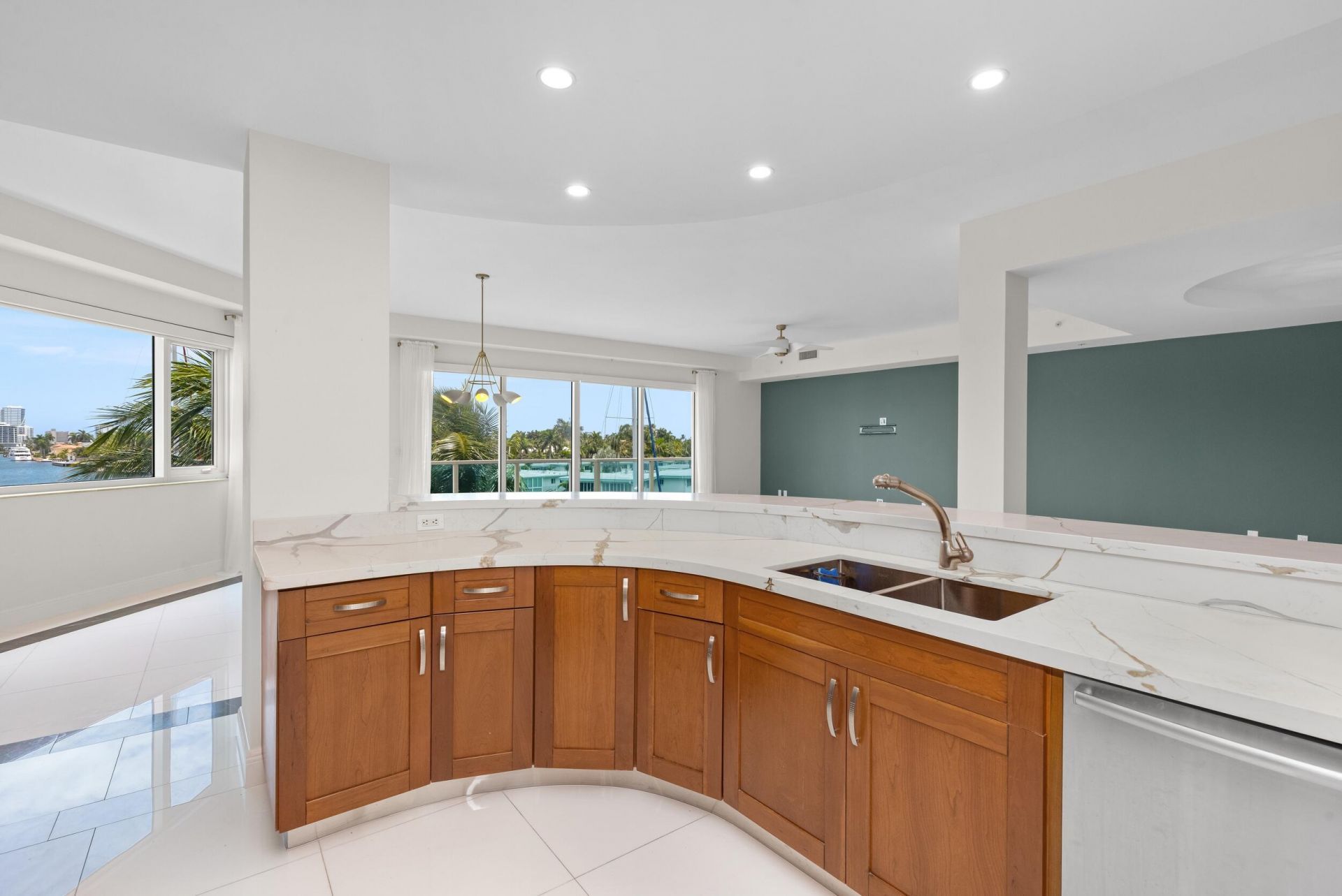 516 Hendricks Isle, Unit 4A, Fort Lauderdale, FL 33301 Photo