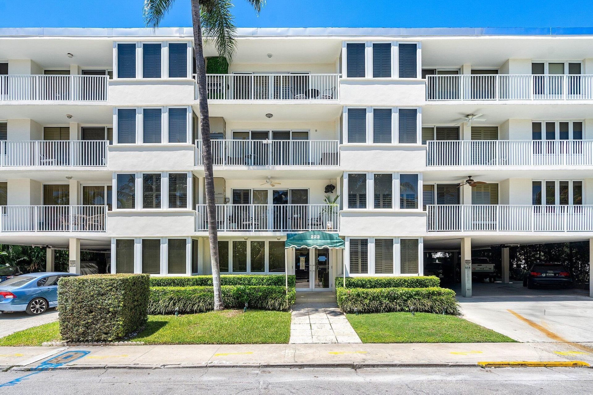 223 Atlantic Avenue, Unit 2B, Palm Beach, FL 33480 Photo