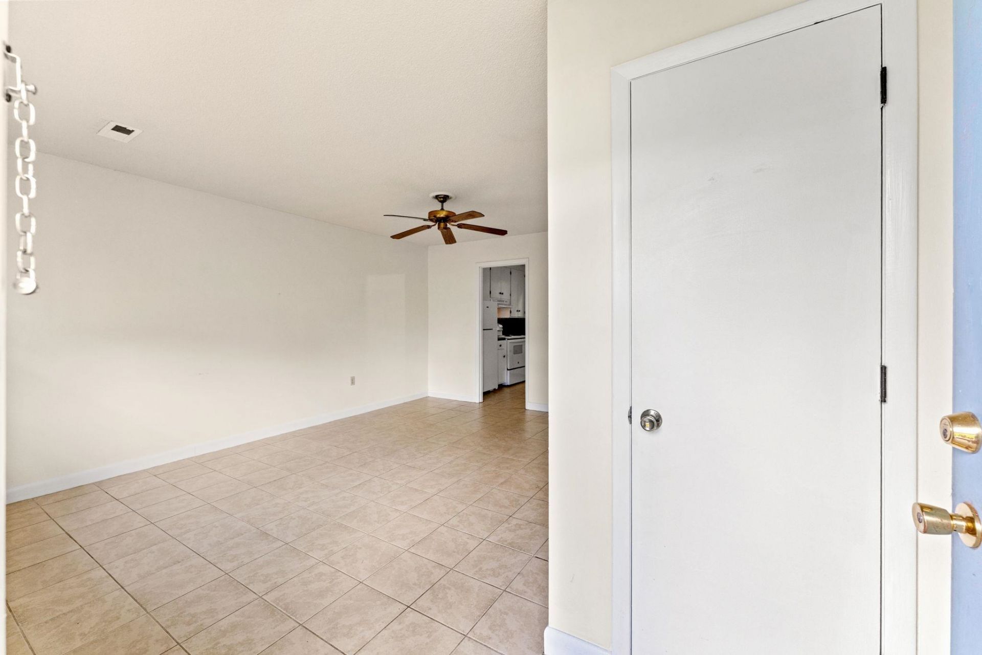 1019 Bay Rd. Photo 16