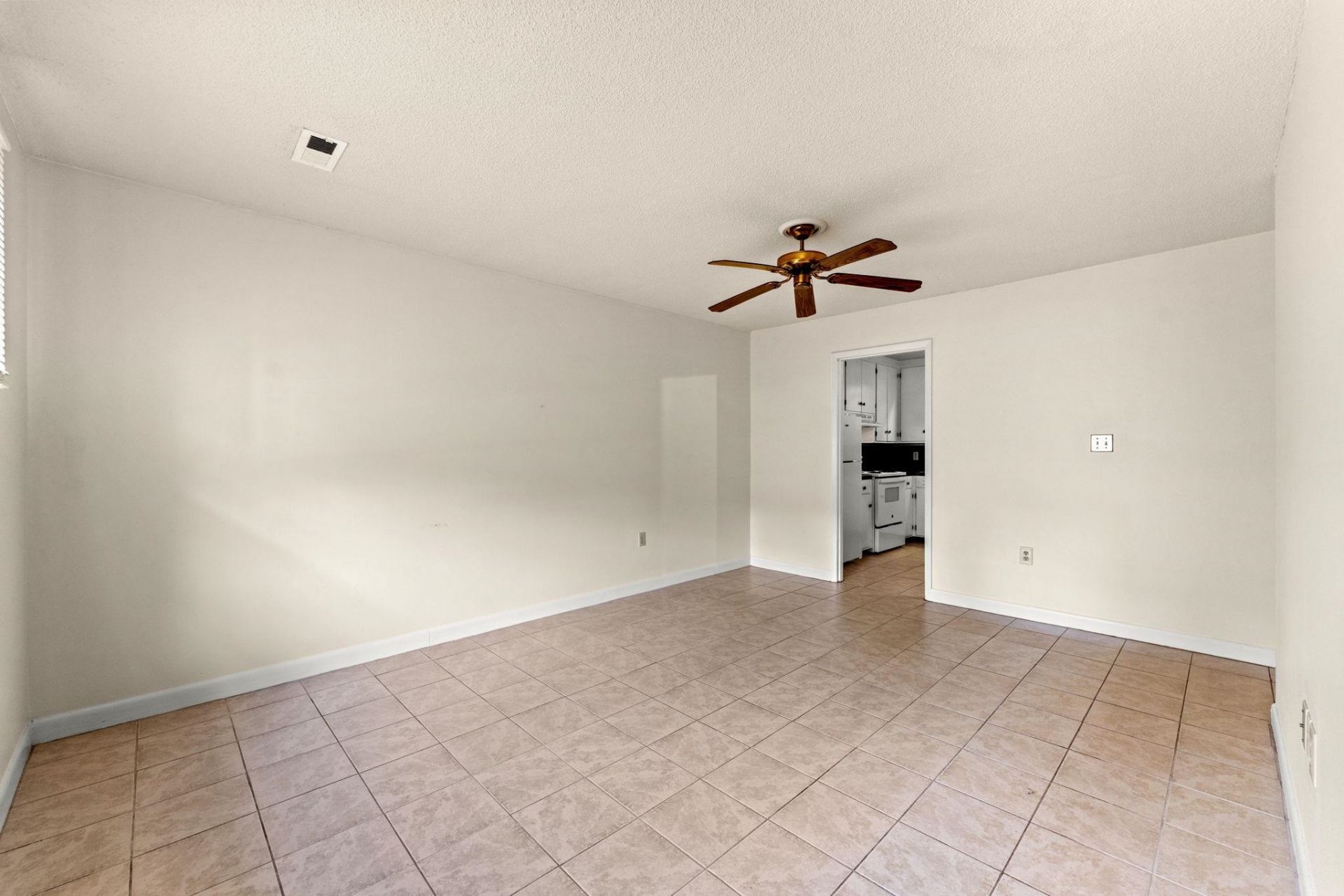1019 Bay Rd. Photo 17