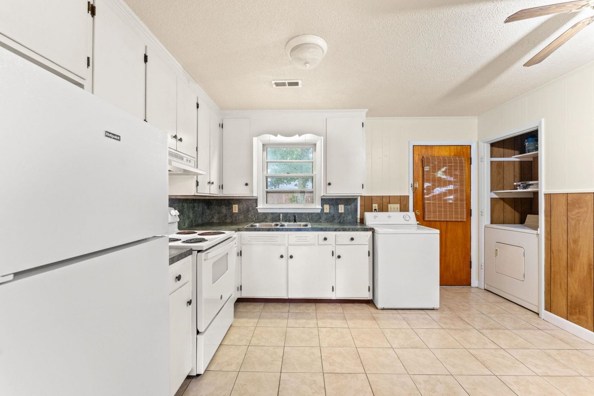 1019 Bay Rd. Photo 20