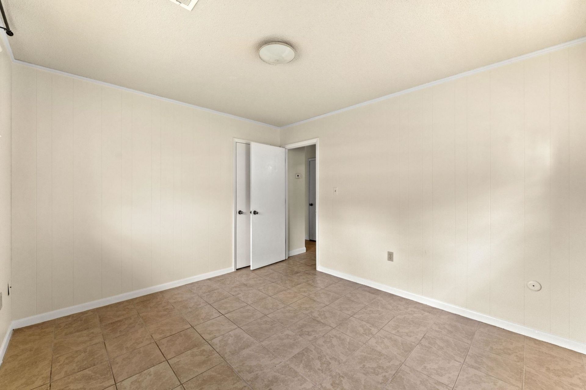 1019 Bay Rd. Photo 25