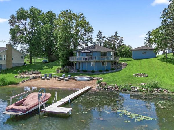 1794 Lawrence Circle NW, Annandale, MN 55302