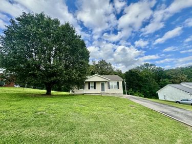 35 Cardinal Drive, Cadiz, KY 42211