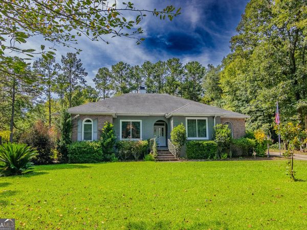 204 Weatherford Place, Macon, GA 31210