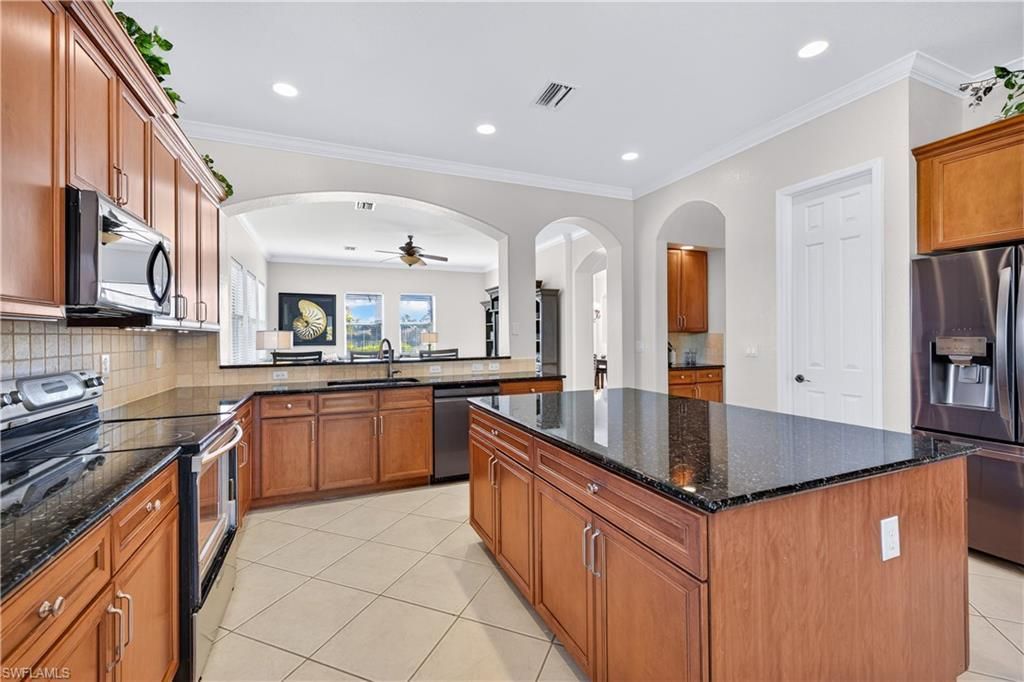 2212 Vardin Pl, Naples, FL 34120 Photo