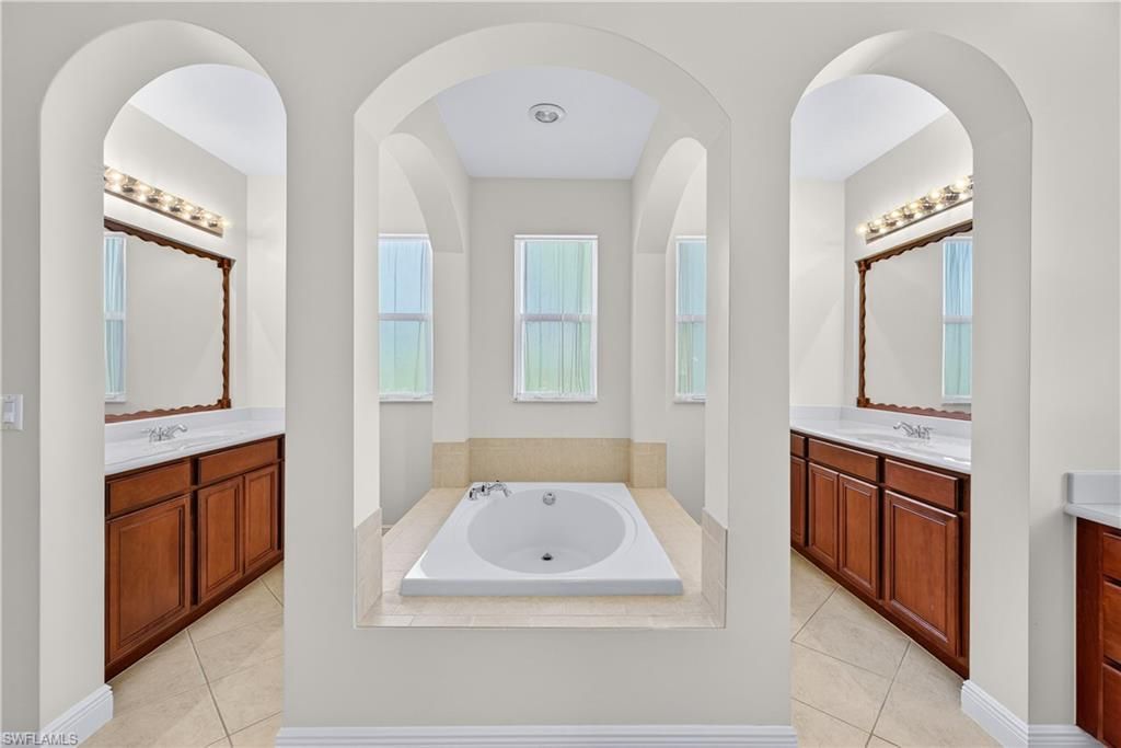 2212 Vardin Pl, Naples, FL 34120 Photo