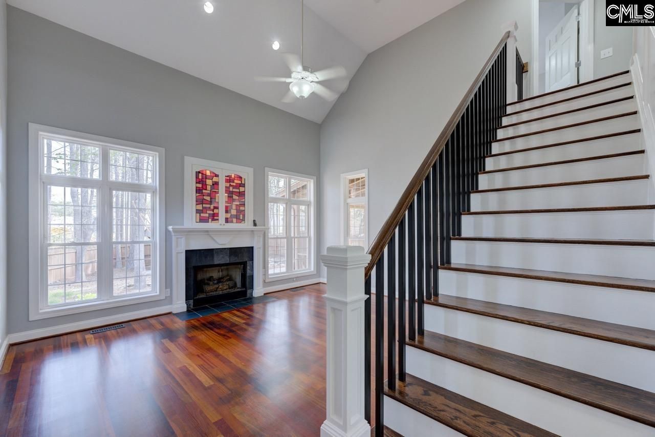 107 Durden Park Row Photo 12