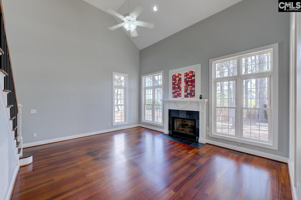 107 Durden Park Row Photo 16