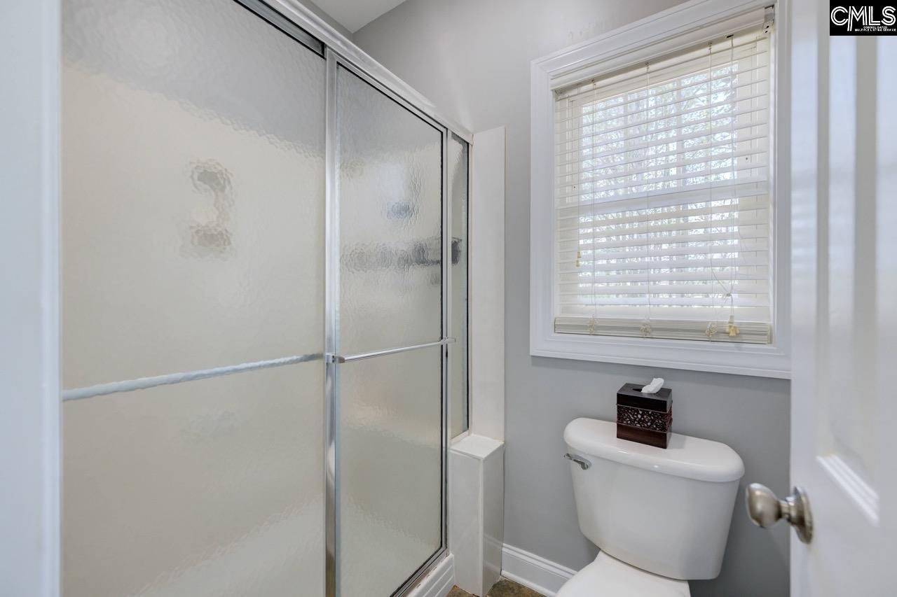 107 Durden Park Row Photo 32