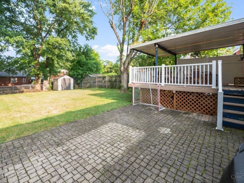 3689 Moonridge Drive, Green Township, OH 45248 Photo 29