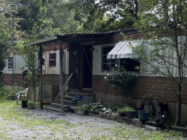 234 236 Mansell Hill Rd, Gainesboro, TN 38562
