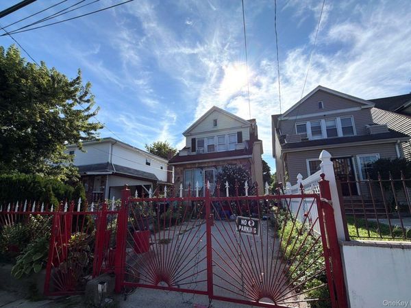 1376 Dickens Street , Far Rockaway, NY 11691