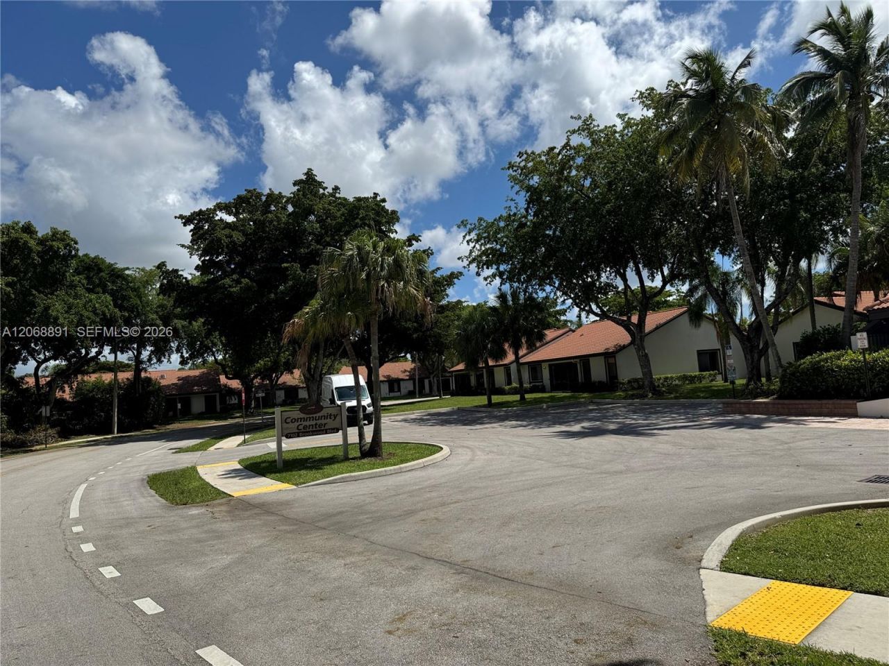 7049 Marlberry Ln , Unit 7049, Tamarac, FL 33321 Photo