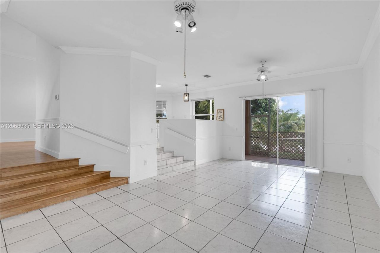 1413 SW 158th Ave , Pembroke Pines, FL 33027 Photo