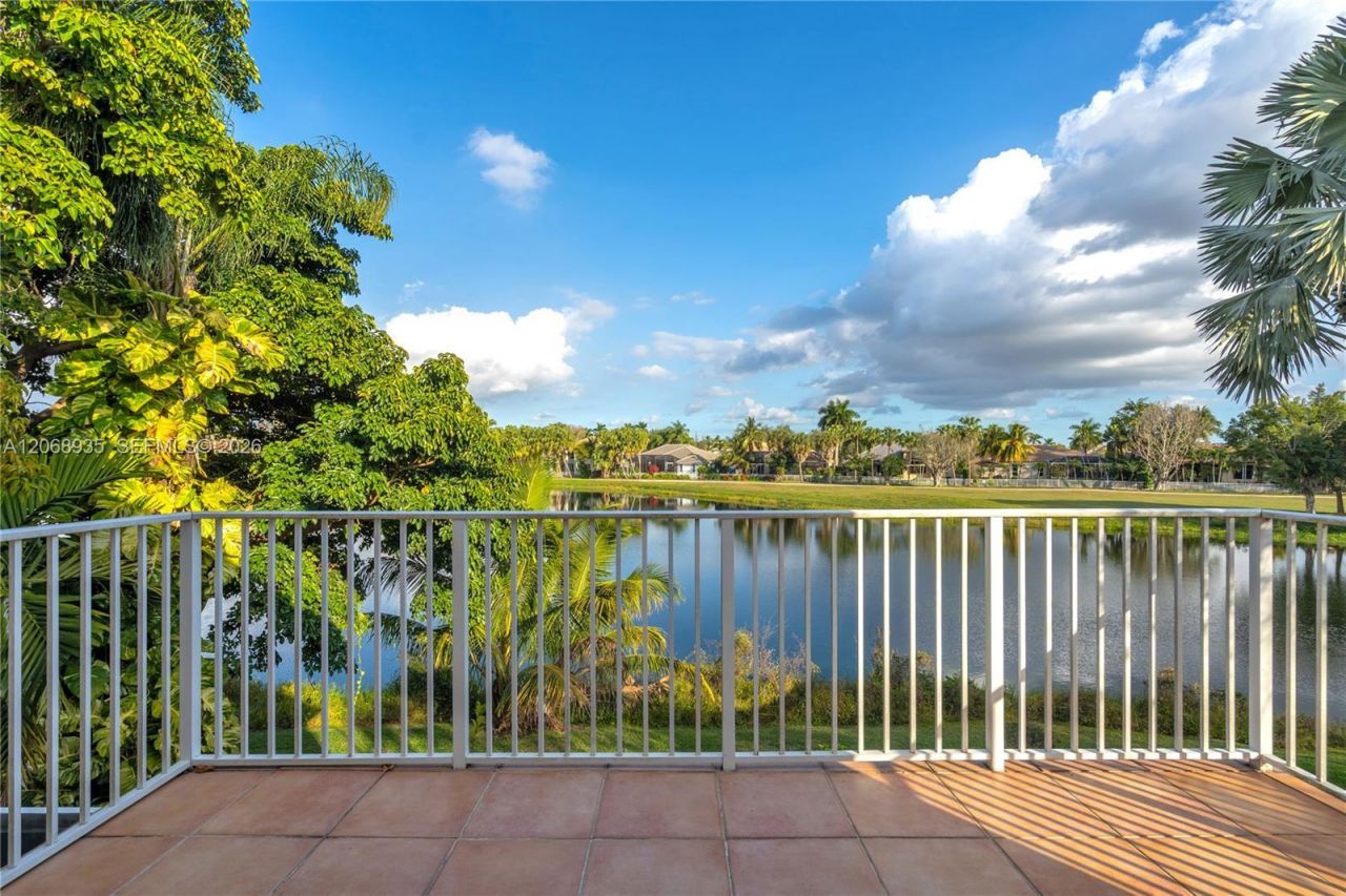 1413 SW 158th Ave , Pembroke Pines, FL 33027 Photo