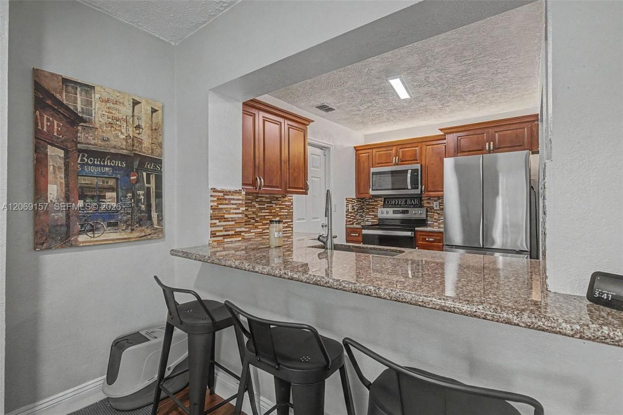 6001 NW 66th Ter , Tamarac, FL 33321 Photo