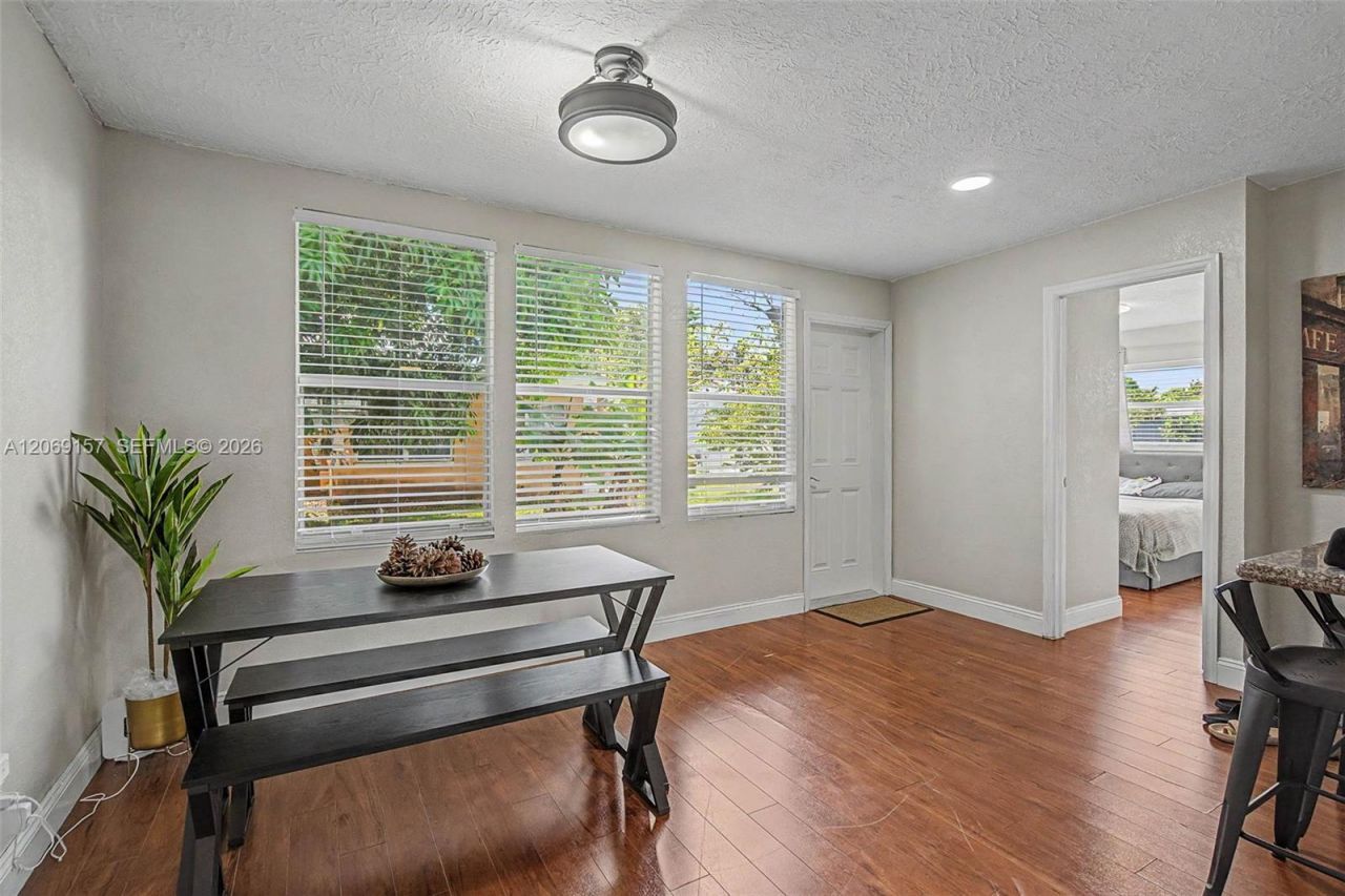 6001 NW 66th Ter , Tamarac, FL 33321 Photo