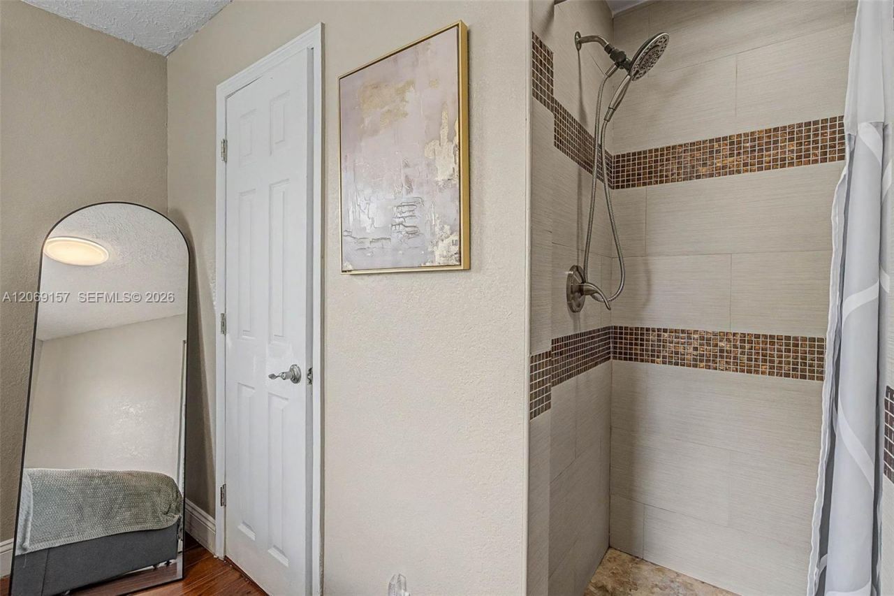 6001 NW 66th Ter , Tamarac, FL 33321 Photo
