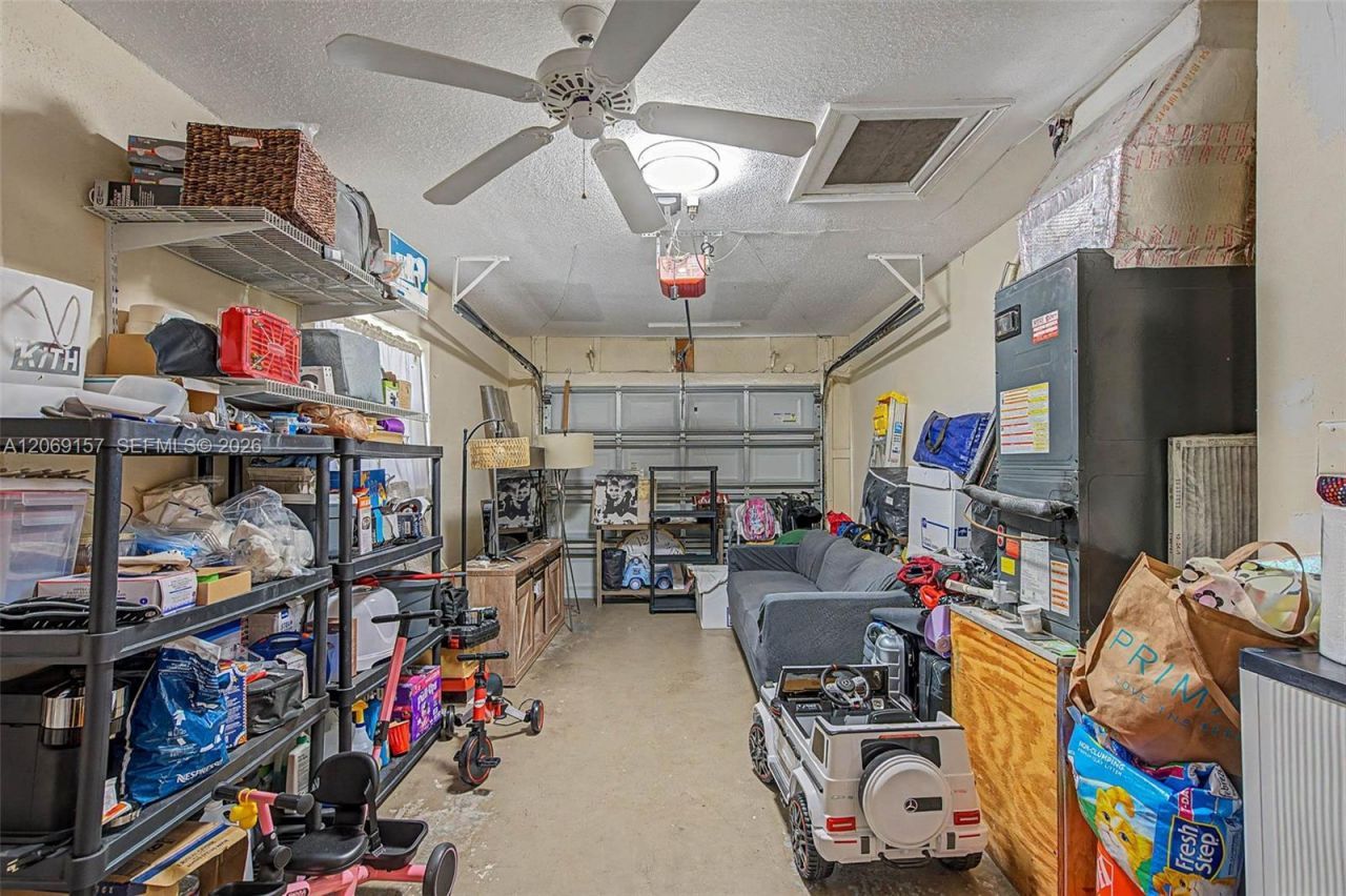 6001 NW 66th Ter , Tamarac, FL 33321 Photo