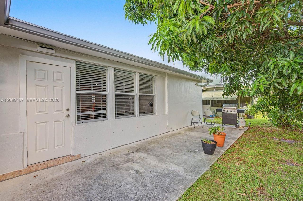 6001 NW 66th Ter , Tamarac, FL 33321 Photo