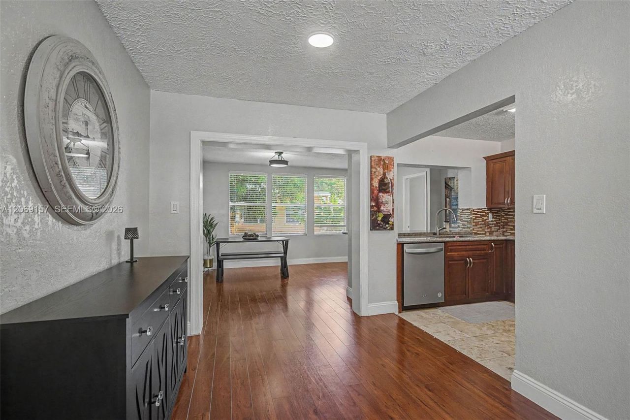 6001 NW 66th Ter , Tamarac, FL 33321 Photo