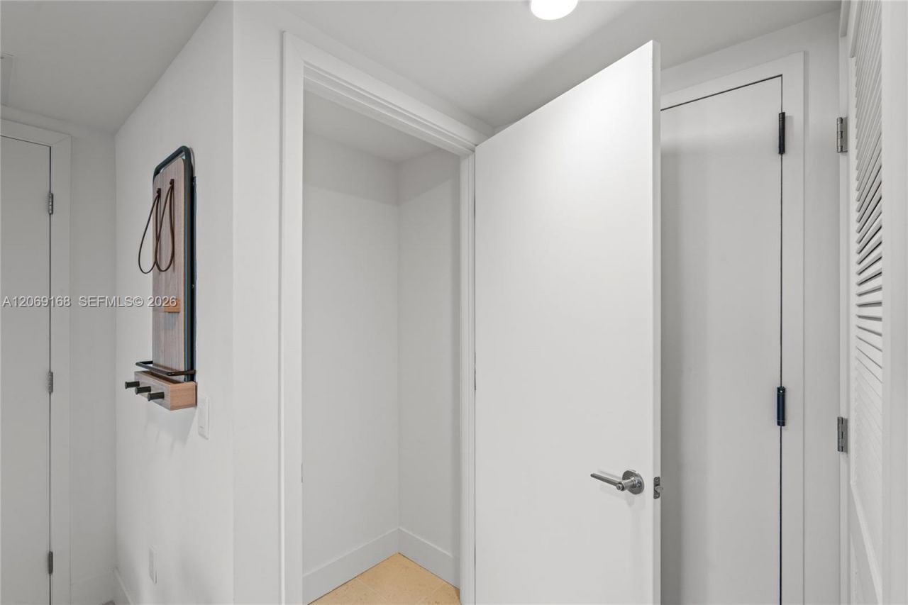159 NE 6th St , Unit 2804, Miami, FL 33132 Photo