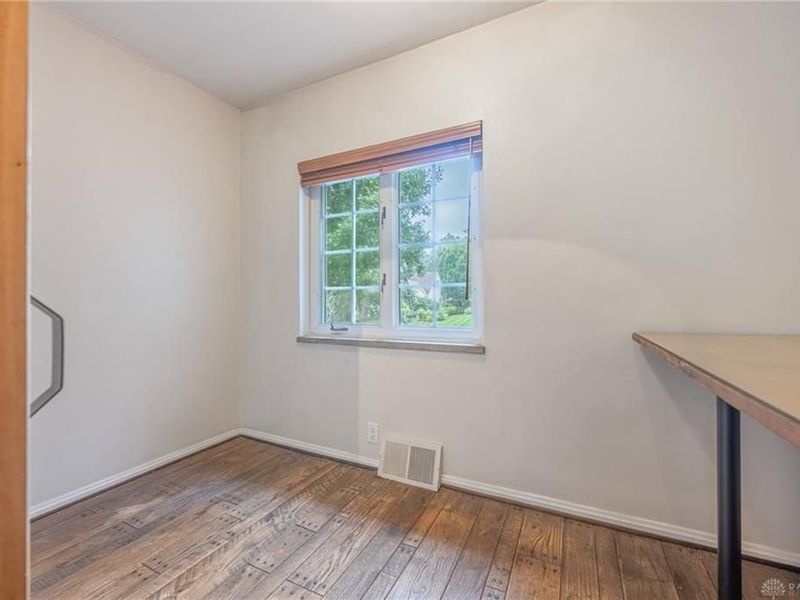 125 Napoleon Drive, Dayton, OH 45429 Photo 12