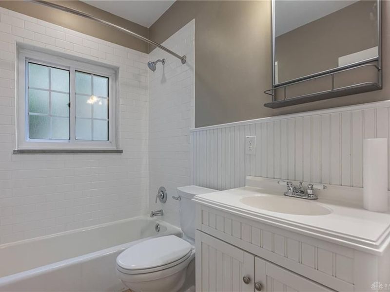 125 Napoleon Drive, Dayton, OH 45429 Photo 15