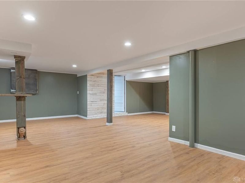 125 Napoleon Drive, Dayton, OH 45429 Photo 22