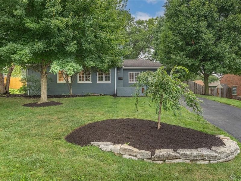 125 Napoleon Drive, Dayton, OH 45429 Photo 32