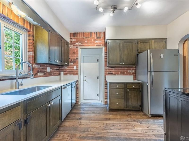 125 Napoleon Drive, Dayton, OH 45429 Photo 6