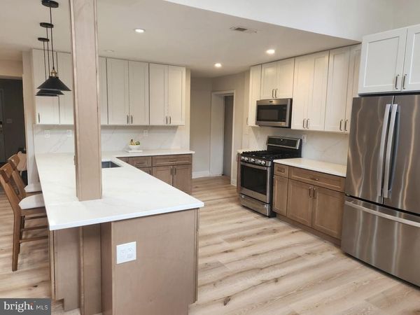 8421 W GROVE ROAD W, ELLICOTT CITY, MD 21043