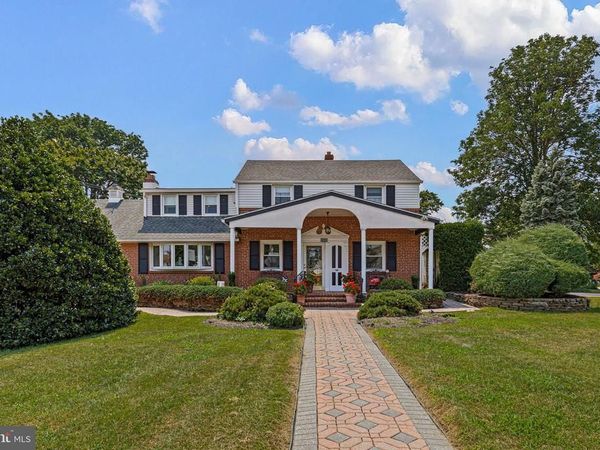2338 MOLE ROAD, SECANE, PA 19018