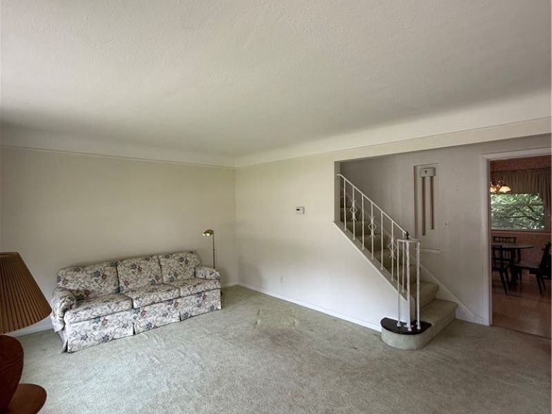 375 E 262nd Street, Euclid, OH 44132 Photo 7