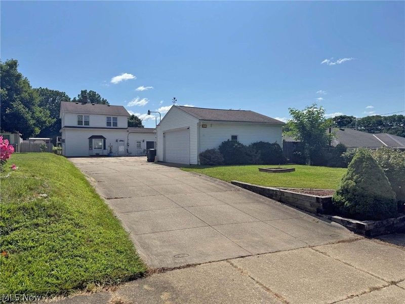 175 Hillman Road, Akron, OH 44312 Photo 1