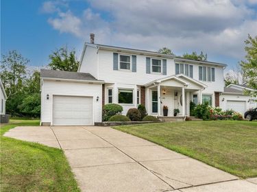 4261 Victorian Drive, Hamburg, NY 14075