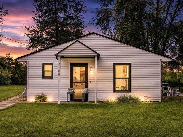 7188 E Beach Drive, South Haven, MI 49090